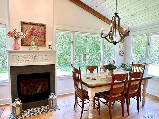 216 Treehaven Drive, Aurora, NY 14052