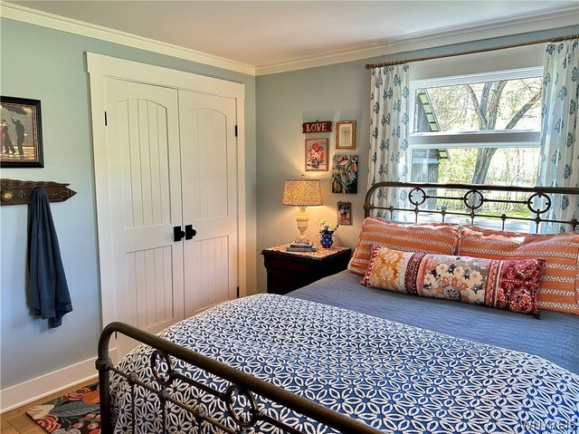 216 Treehaven Drive, Aurora, NY 14052