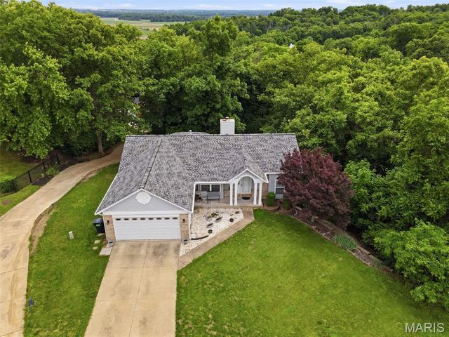 141 Greenstone Drive, Unincorporated, MO 63303
