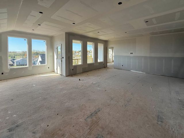 2119 N 25th Street, Ozark, MO 65721