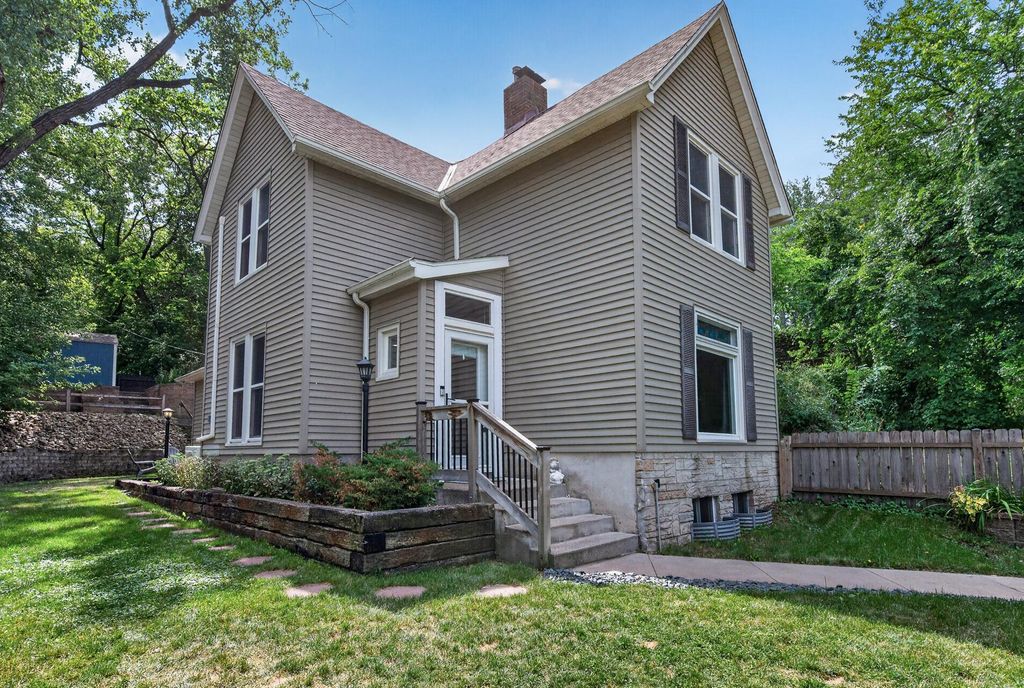 412 Winona Street E, Saint Paul, MN 55107 — exterior