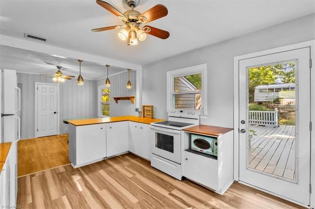 2714 Evergreen Drive, Greensboro, NC 27408