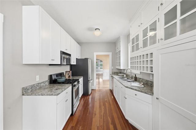 1213 DELANEY AVENUE, Orlando, FL 32806