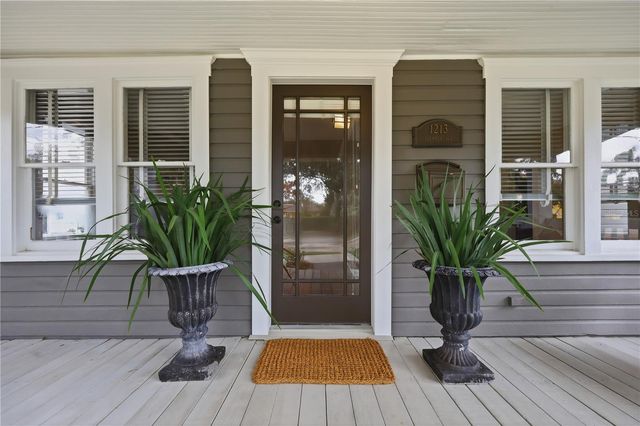 1213 DELANEY AVENUE, Orlando, FL 32806