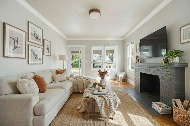 1213 DELANEY AVENUE, Orlando, FL 32806