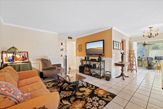 12510 NOREAST LAKE DRIVE, Tampa, FL 33612