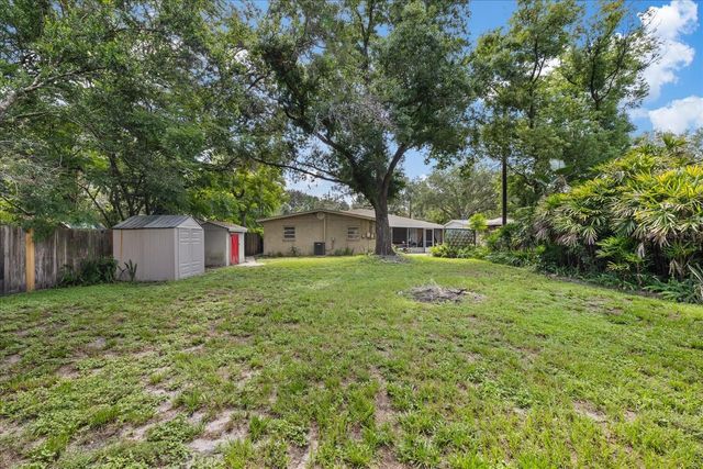 12510 NOREAST LAKE DRIVE, Tampa, FL 33612