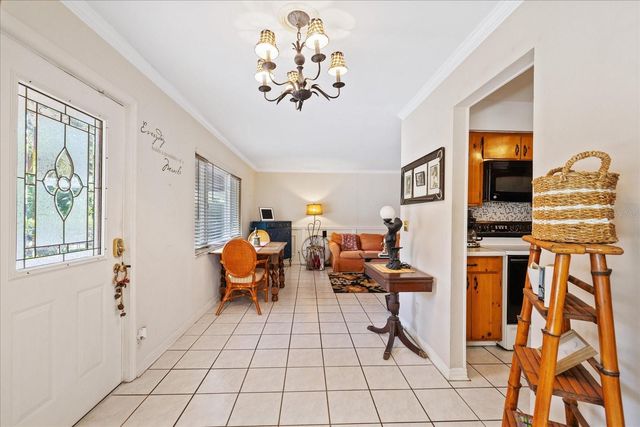 12510 NOREAST LAKE DRIVE, Tampa, FL 33612
