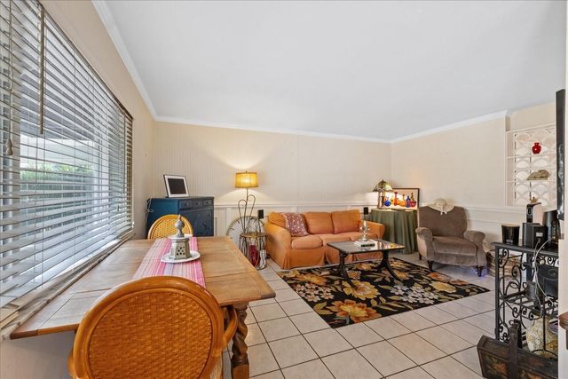 12510 NOREAST LAKE DRIVE, Tampa, FL 33612