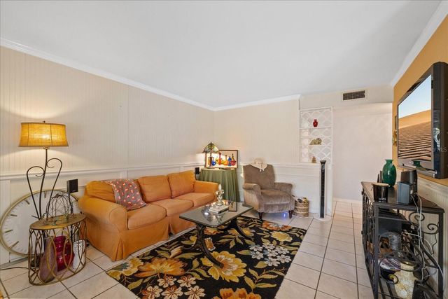 12510 NOREAST LAKE DRIVE, Tampa, FL 33612