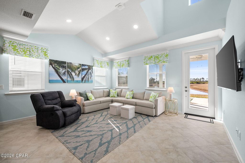 Image 8 of property listing at 8735 Sand Dollar Drive, Panama City Beach, FL 32413