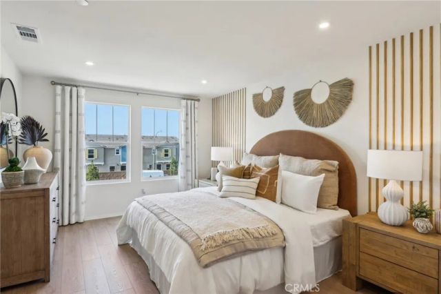 15535 April Dawn Way 3, Fontana, CA 92336