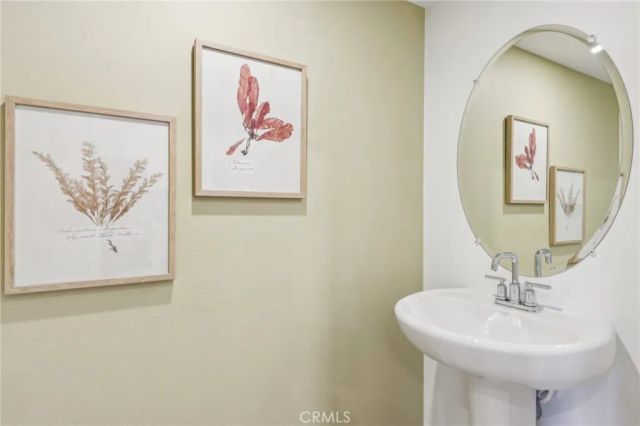 15535 April Dawn Way 3, Fontana, CA 92336