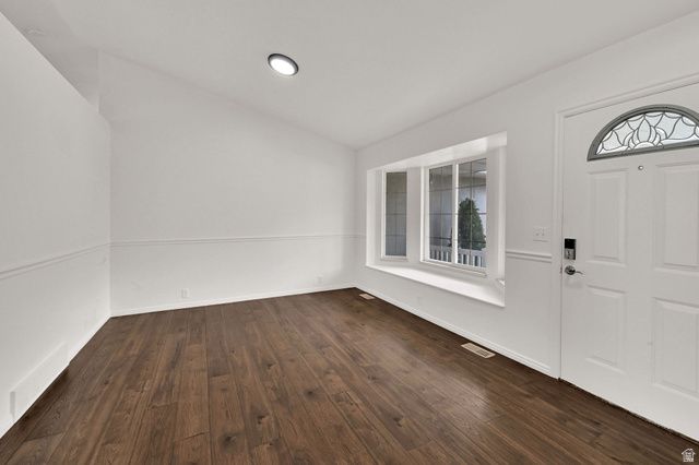 3587 N LAKEVIEW DR, North Ogden, UT 84414