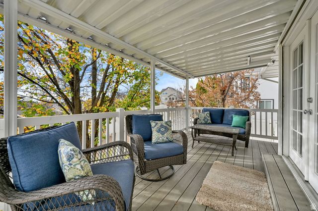 3587 N LAKEVIEW DR, North Ogden, UT 84414