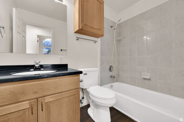 3587 N LAKEVIEW DR, North Ogden, UT 84414