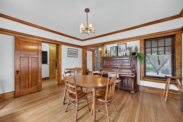 1202 S Layton BOULEVARD, Milwaukee, WI 53215