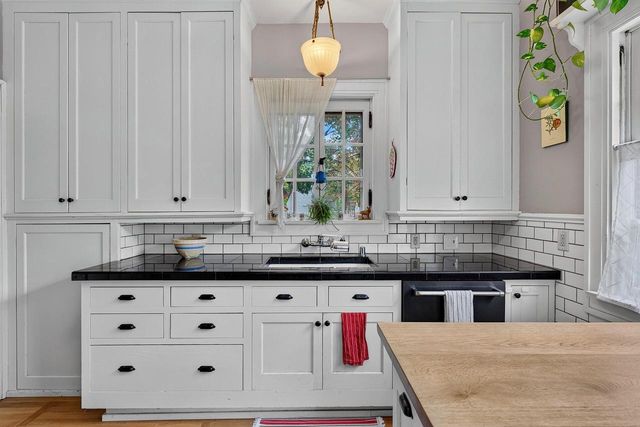 1202 S Layton BOULEVARD, Milwaukee, WI 53215