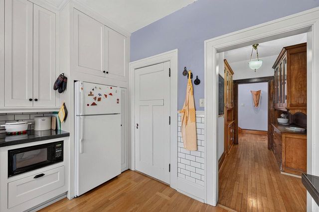 1202 S Layton BOULEVARD, Milwaukee, WI 53215