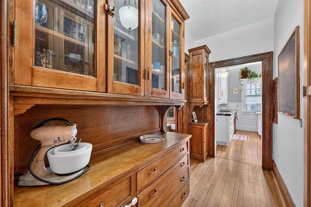 1202 S Layton BOULEVARD, Milwaukee, WI 53215