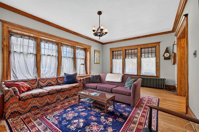 1202 S Layton BOULEVARD, Milwaukee, WI 53215