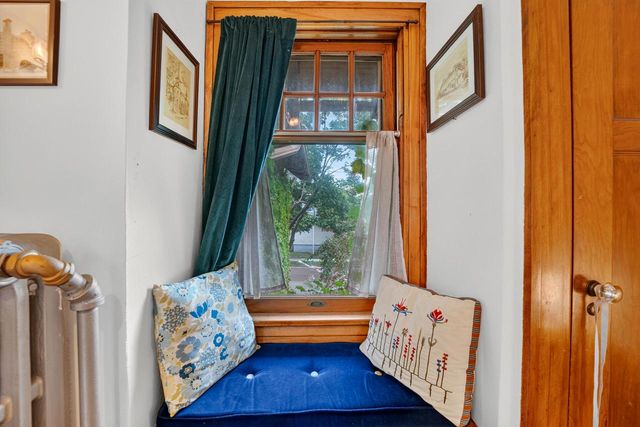 1202 S Layton BOULEVARD, Milwaukee, WI 53215