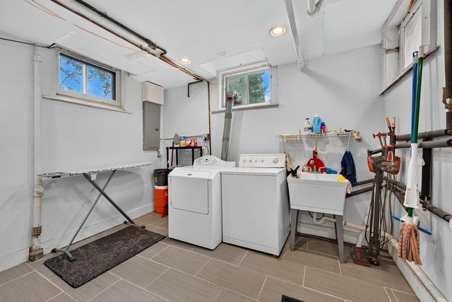 1202 S Layton BOULEVARD, Milwaukee, WI 53215