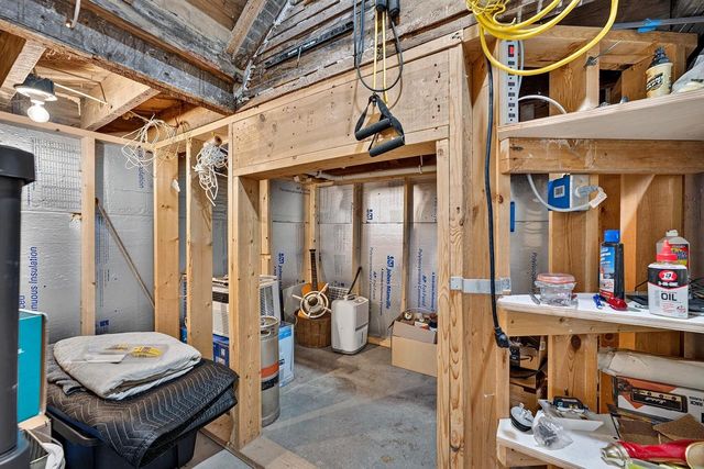 1202 S Layton BOULEVARD, Milwaukee, WI 53215