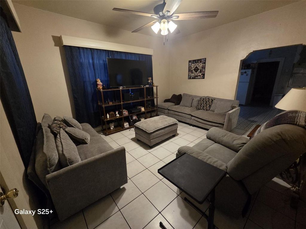 Image 3 of property listing at 1301 E 26TH AVENUE, Tampa, FL 33605