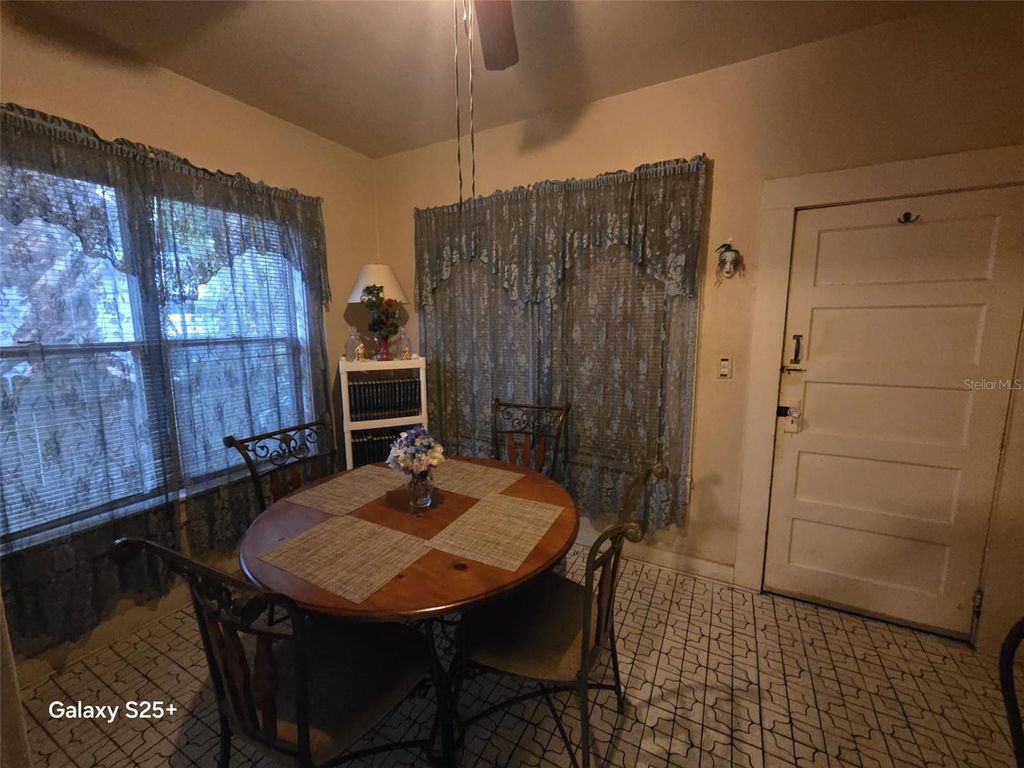 Image 6 of property listing at 1301 E 26TH AVENUE, Tampa, FL 33605