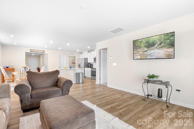 2326 Trollinger Drive, Catawba, NC 28609