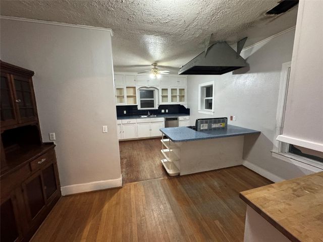 218 Everton Street, Houston, TX 77003