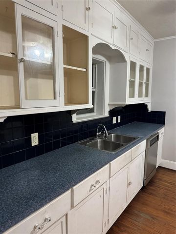 218 Everton Street, Houston, TX 77003