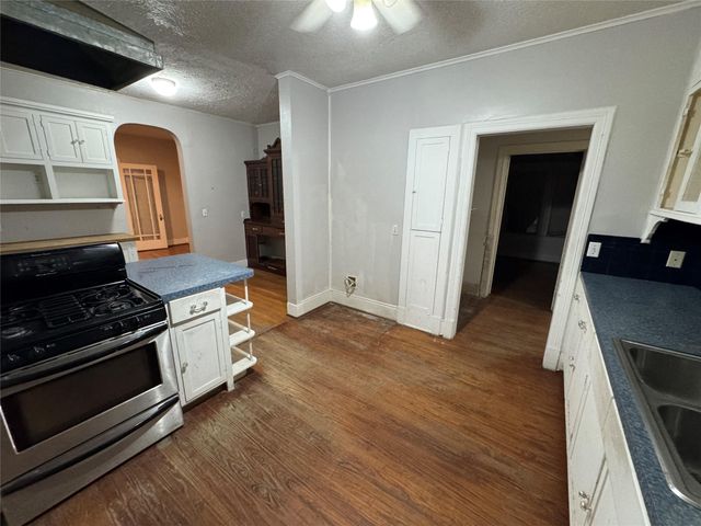 218 Everton Street, Houston, TX 77003
