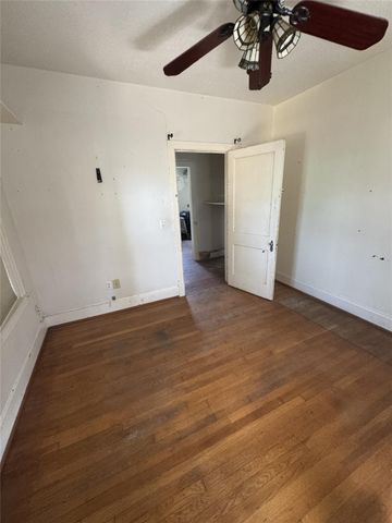 218 Everton Street, Houston, TX 77003