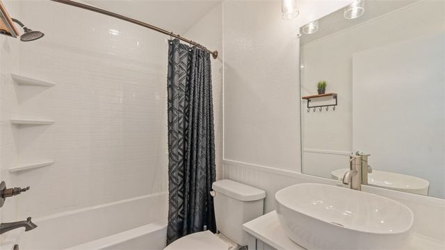 10 Dillow Lane, Bella Vista, AR 72714