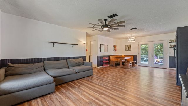 10 Dillow Lane, Bella Vista, AR 72714
