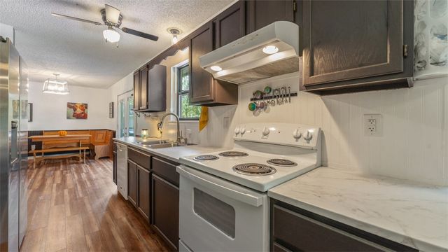 10 Dillow Lane, Bella Vista, AR 72714