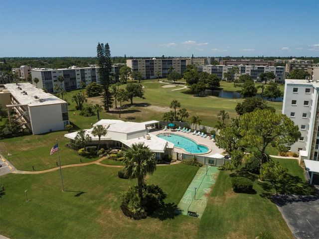 3840 IRONWOOD LANE 304H, Bradenton, FL 34209