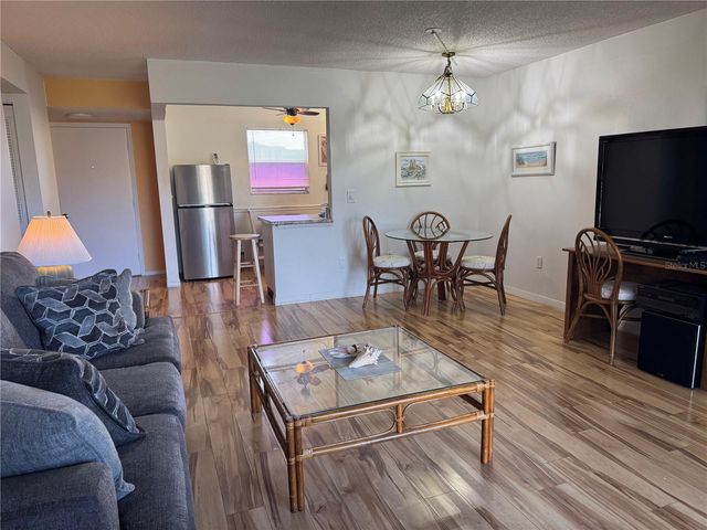 3840 IRONWOOD LANE 304H, Bradenton, FL 34209