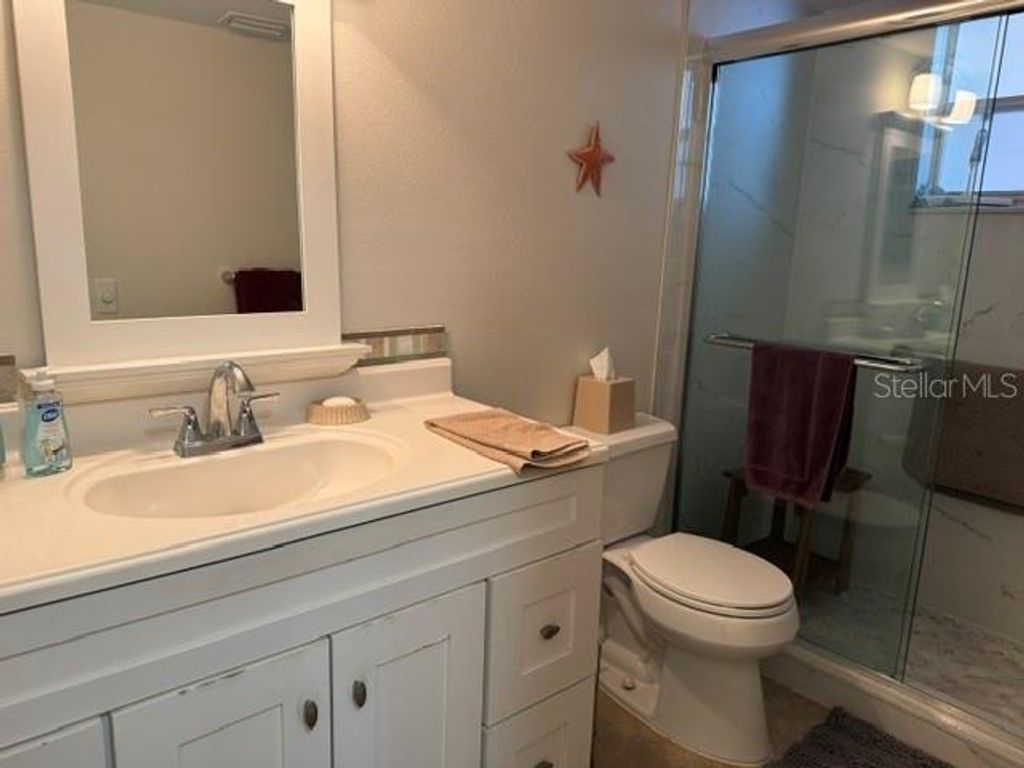 Image 8 of property listing at 3840 IRONWOOD LANE 304H, Bradenton, FL 34209