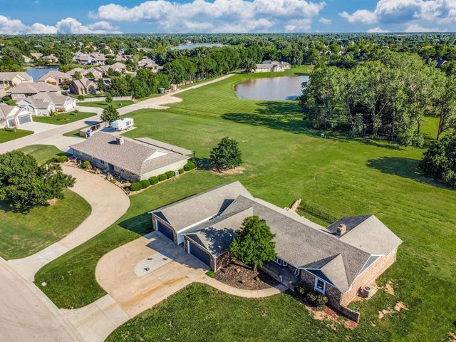 449 N Wheatland Pl, Wichita, KS 67235