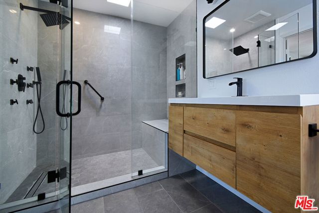 4140 Warner Boulevard 302, Burbank, CA 91505