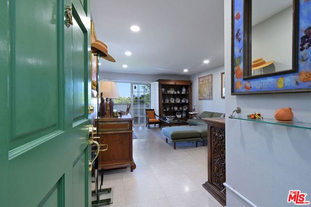 4140 Warner Boulevard 302, Burbank, CA 91505