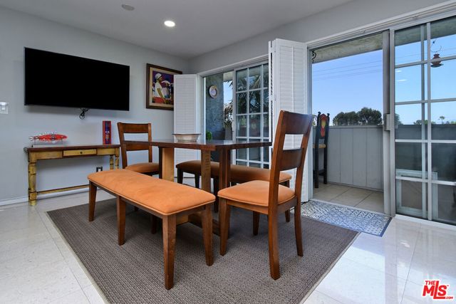 4140 Warner Boulevard 302, Burbank, CA 91505