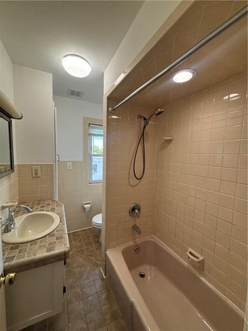 2238 Fairview Avenue, Wilson Boro, PA 18042
