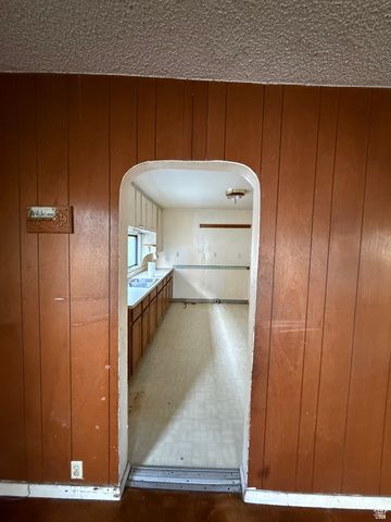 1383 W 400 N, Orem, UT 84057