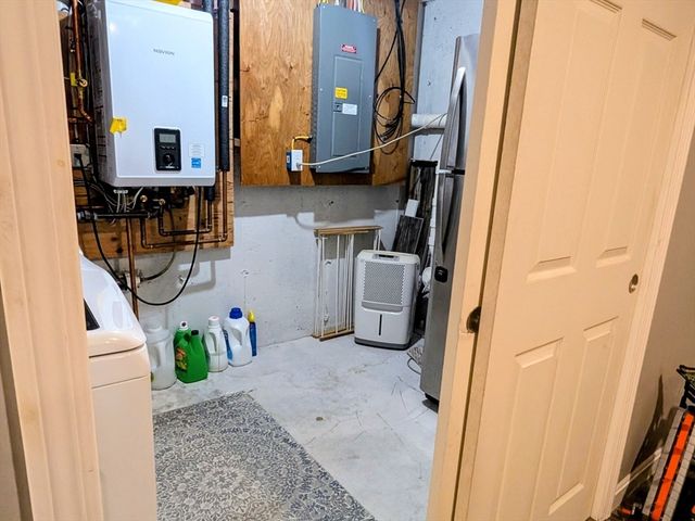 63 Wilson Ave, Athol, MA 01331