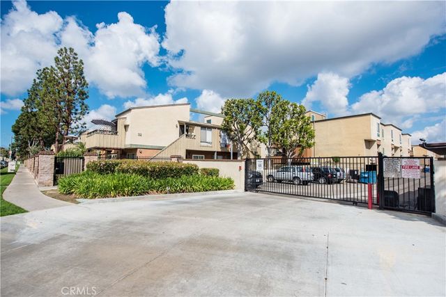 1001 W Stevens Avenue 157, Santa Ana, CA 92707