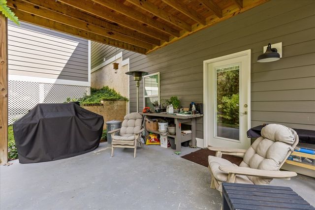 301 Sentry Oaks, Chickamauga, GA 30707
